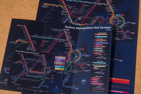 Map prints and pamphlets