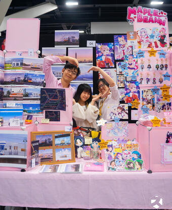 SMASH 2024 - half table (photo: Raine Park)